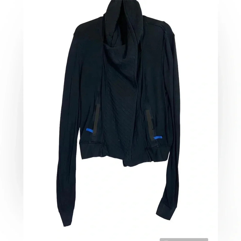 Kit and Ace Wrap Up Stretch Jacket Attached Scarf Black 6